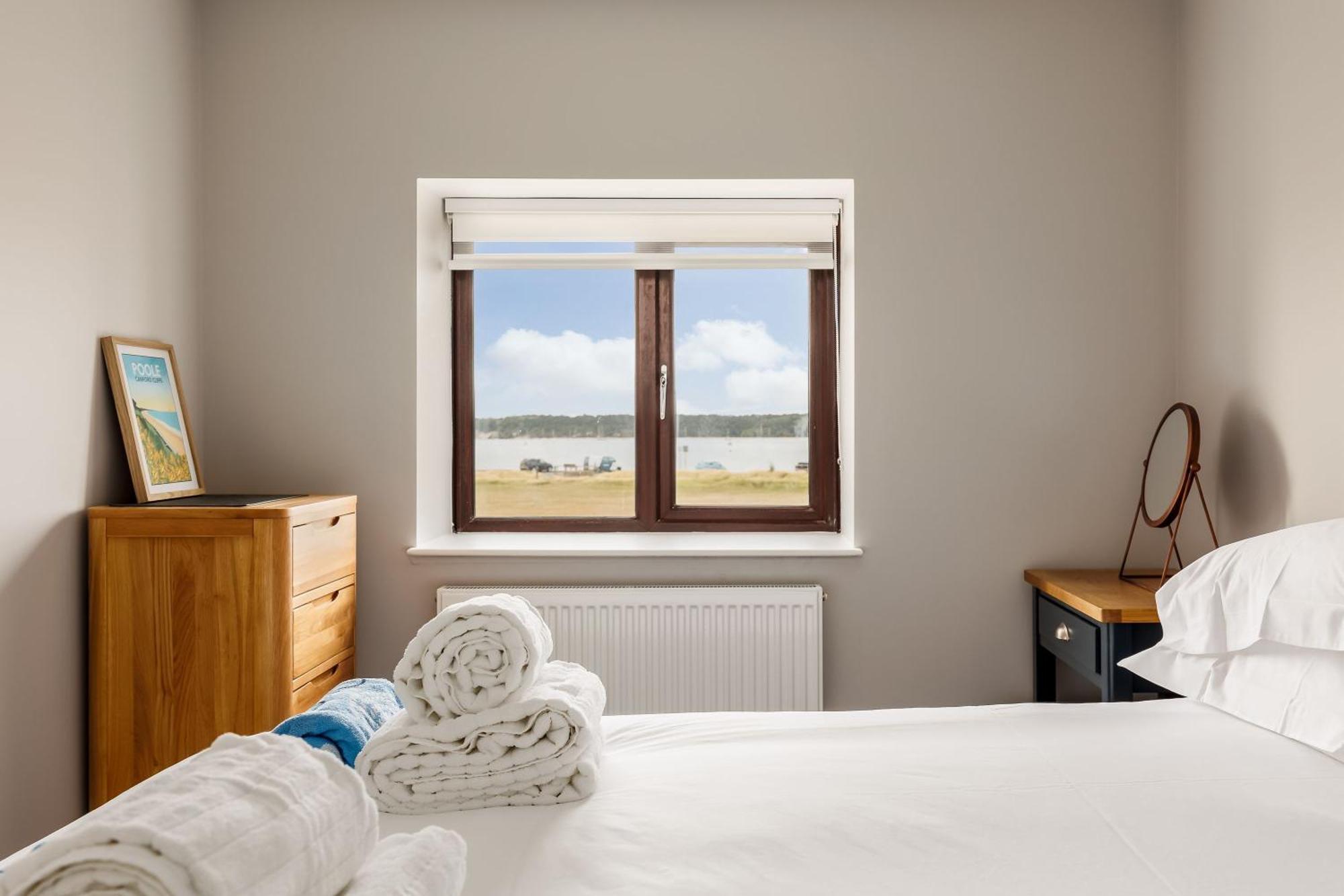 Trade Winds Villa Poole Ngoại thất bức ảnh
