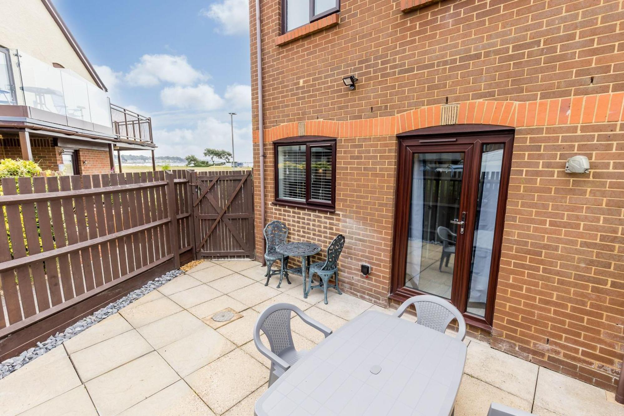 Trade Winds Villa Poole Ngoại thất bức ảnh