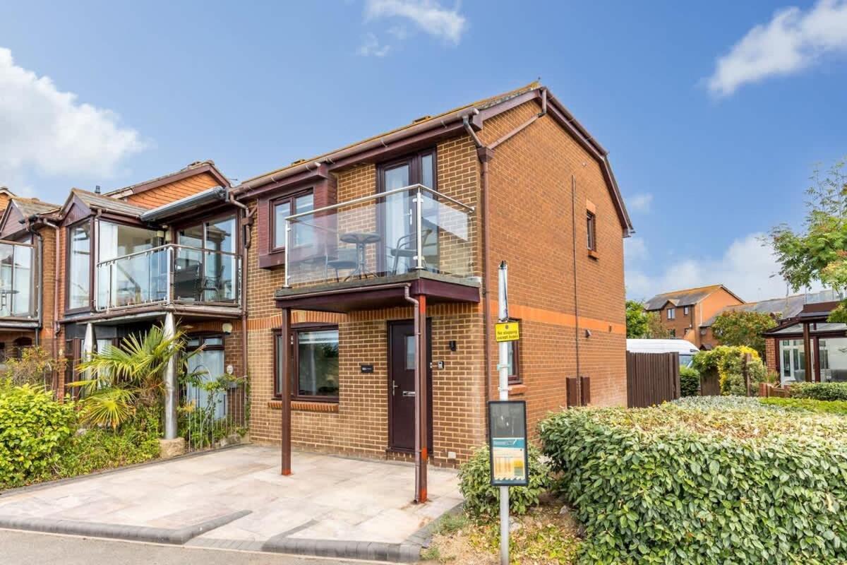 Trade Winds Villa Poole Ngoại thất bức ảnh